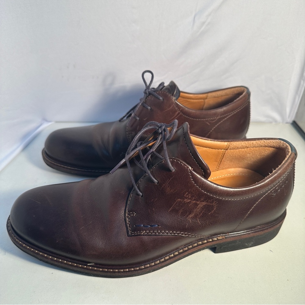 Ecco Dark Brown Leather Oxfords